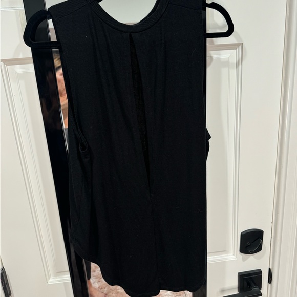 Nux open back sleeveless shirt large - Picture 9 of 9